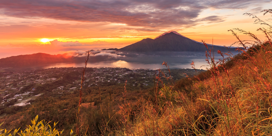  Balinese sunrise on Mount Batur