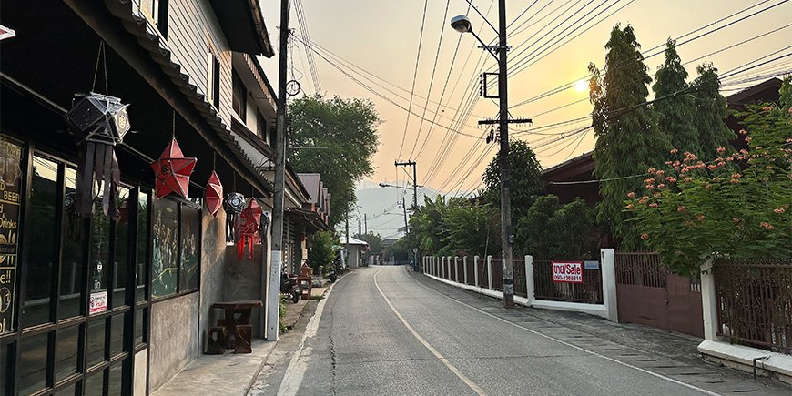 Sunrise in the streets of Mae Sariang